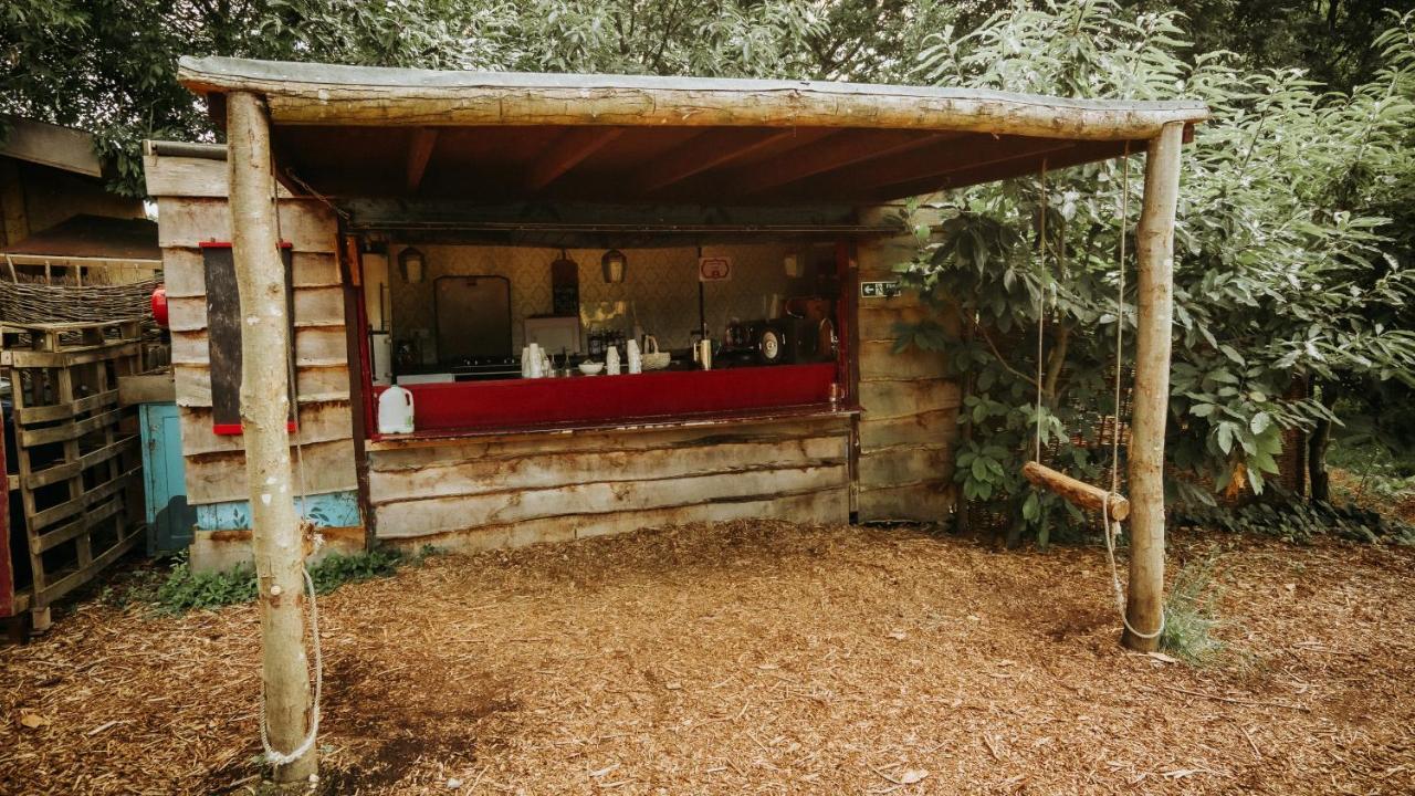 Plush Tents Yurt Village Chichester Exterior foto