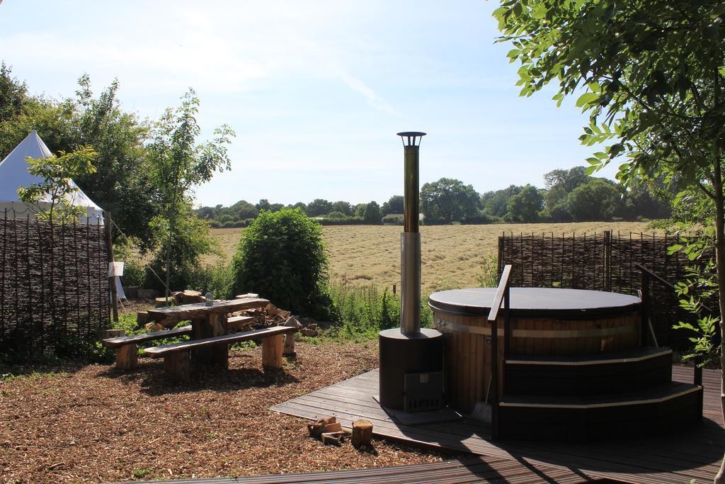 Plush Tents Yurt Village Chichester Exterior foto