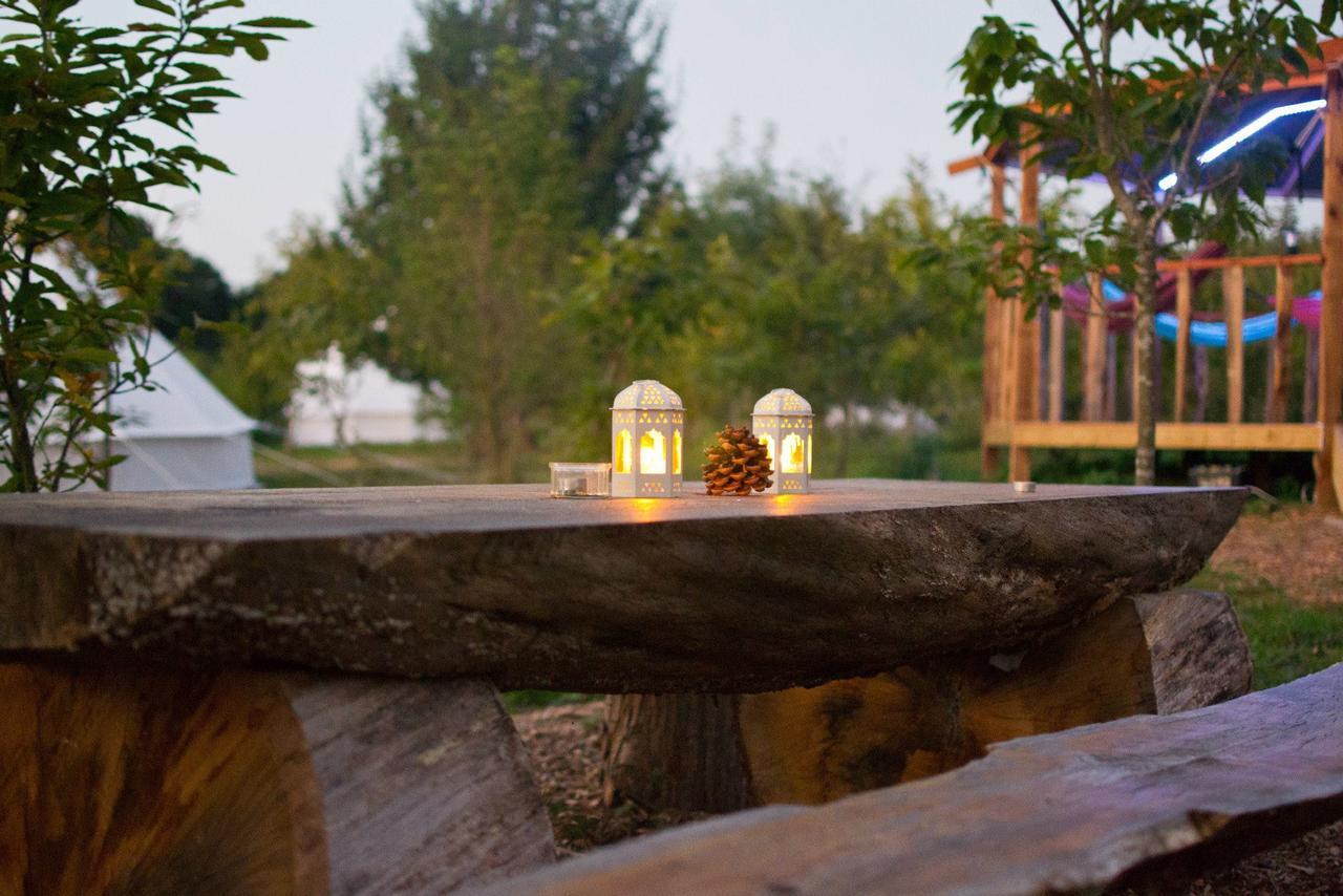 Plush Tents Yurt Village Chichester Exterior foto